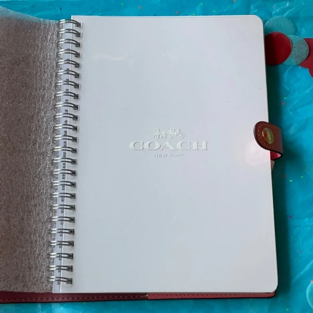 🌺📚 COACH COLOR-BLOCK NOTEBOOK IN SIGNATURE CANVAS 🌺📚